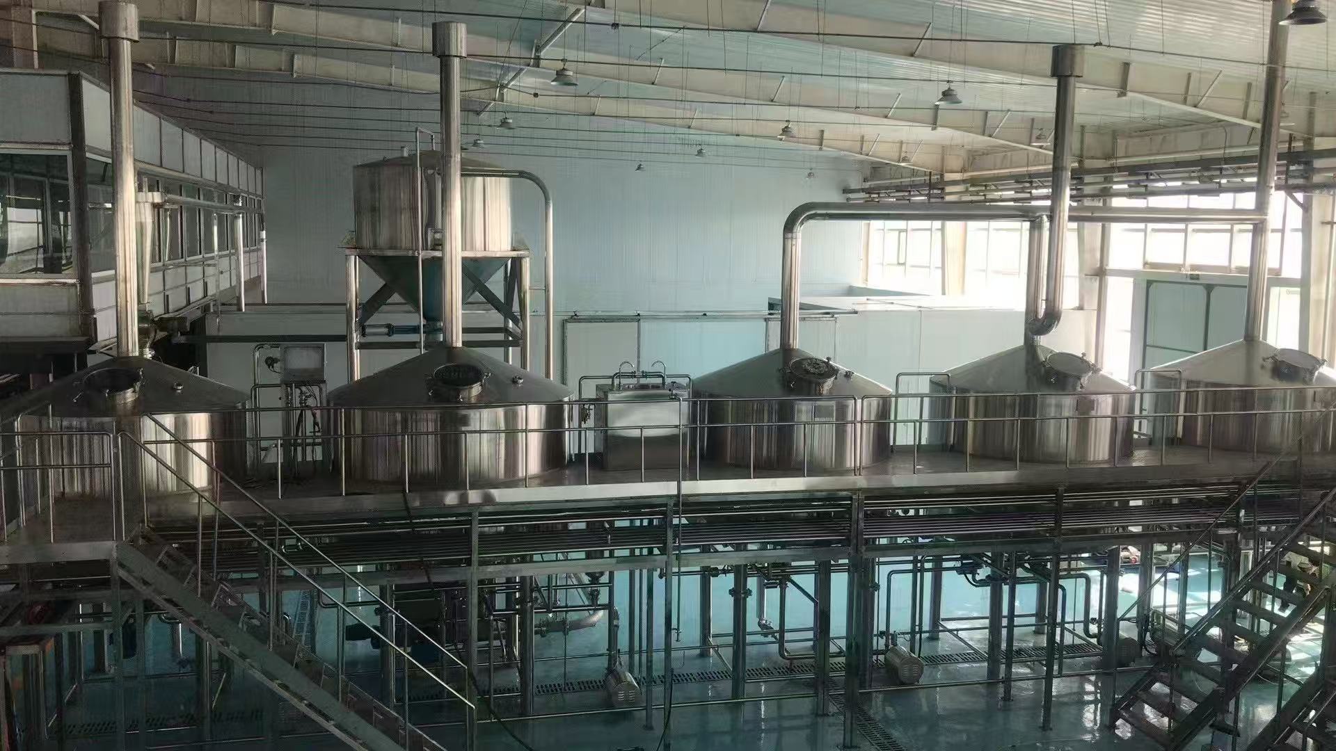 鄄城精酿啤酒设备厂—精酿啤酒设备主要生产工艺与核心技术